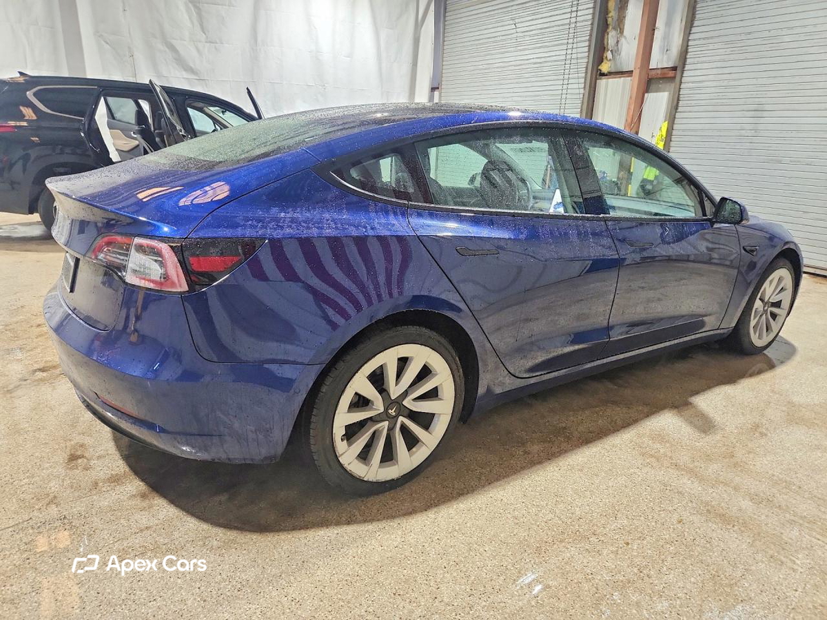 Tesla Model 3 2022
