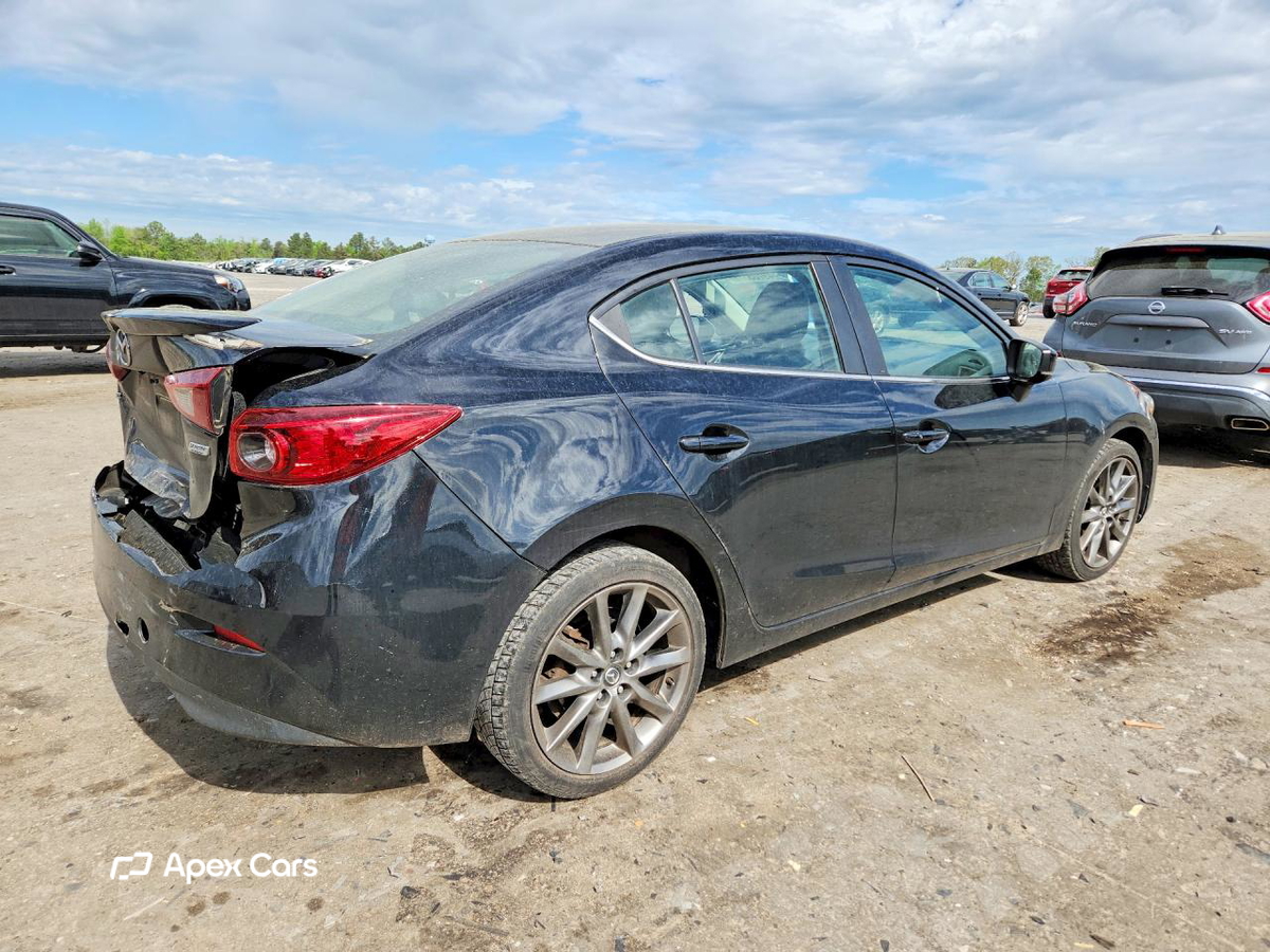 Mazda 3 2018
