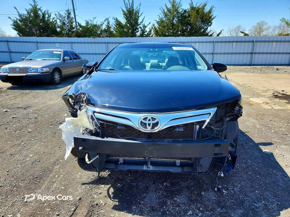 Toyota Camry 2012