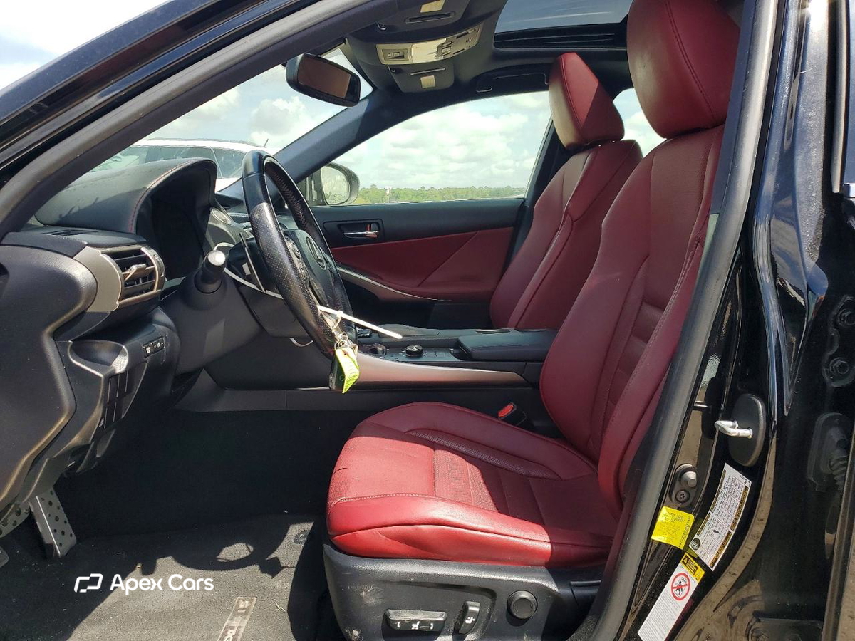 Lexus IS 2016