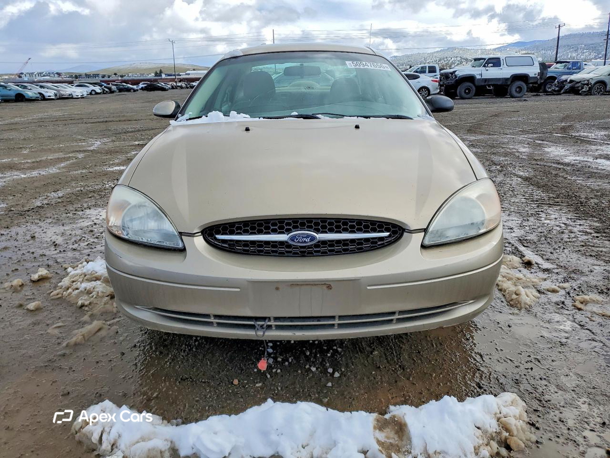 Ford Taurus 2001