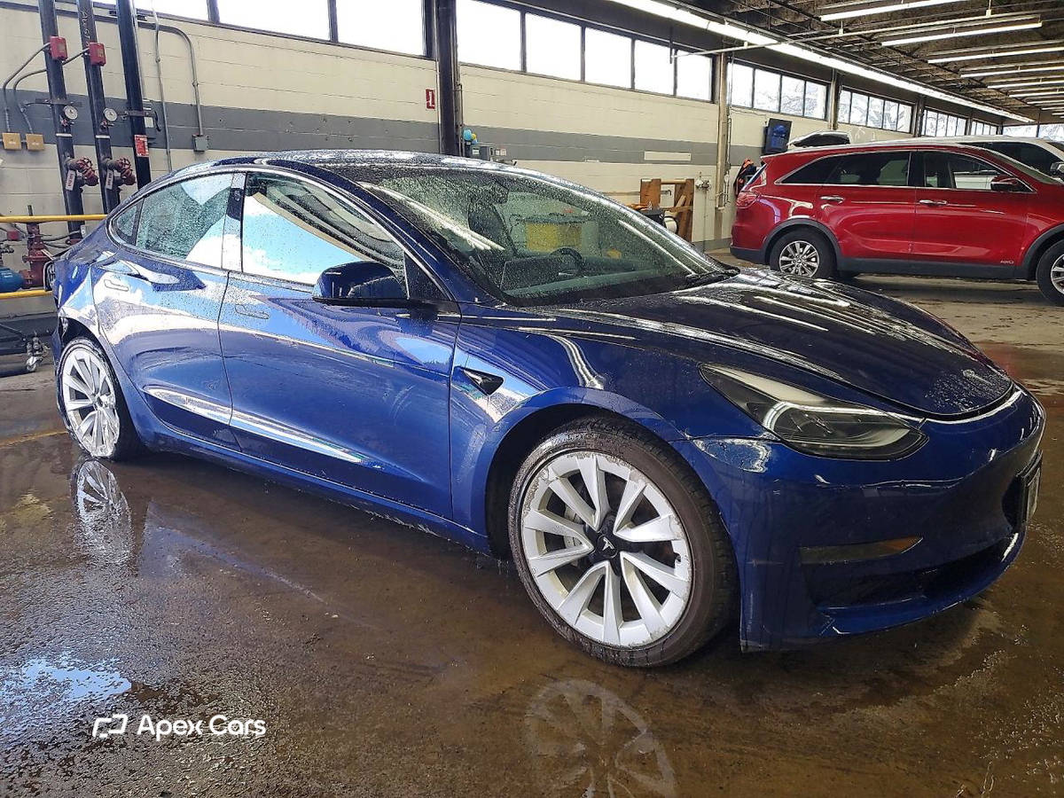 Tesla Model 3 2022