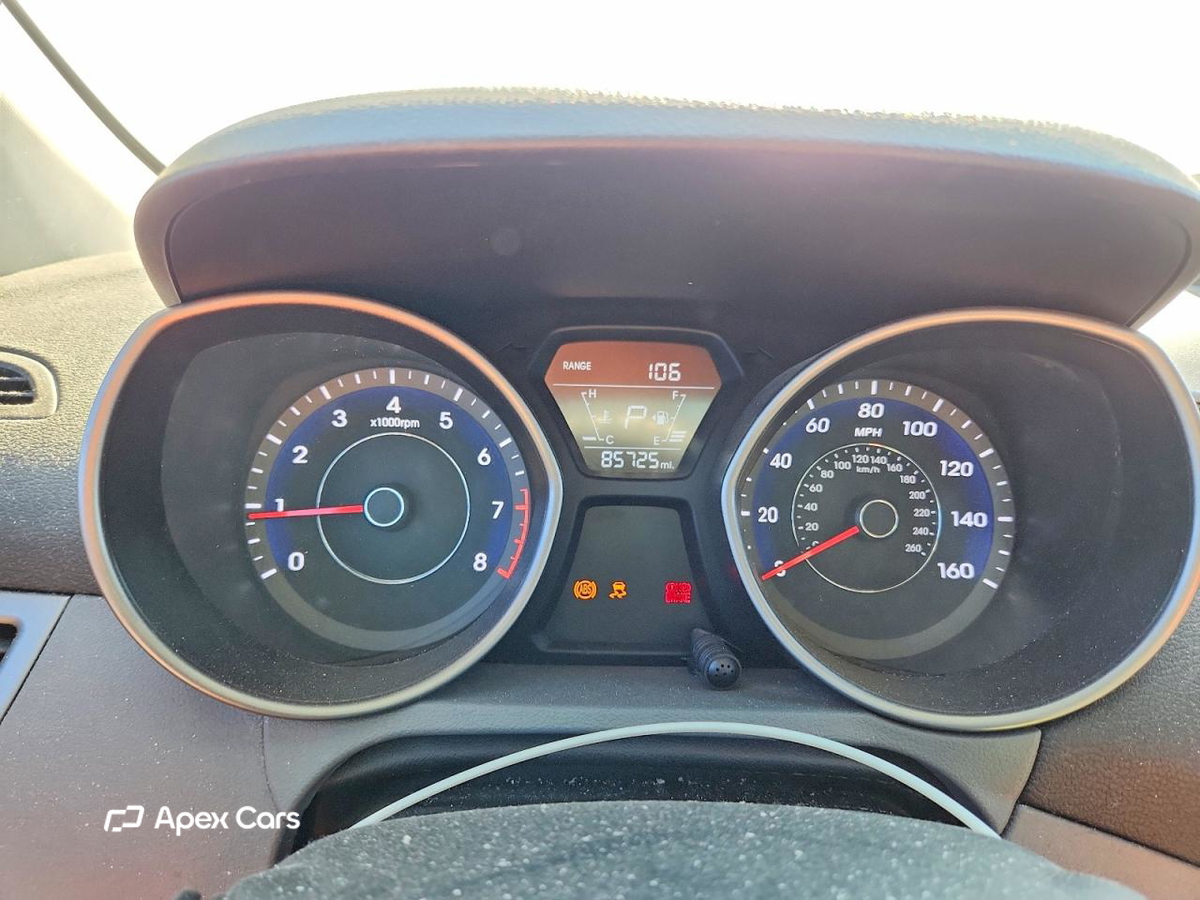 Hyundai Elantra 2016