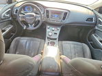 Chrysler 200 2016