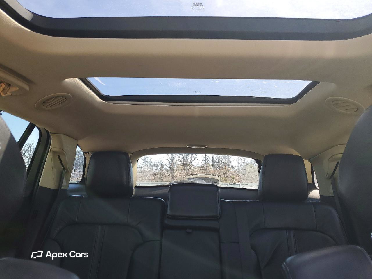 Lincoln MKT 2013