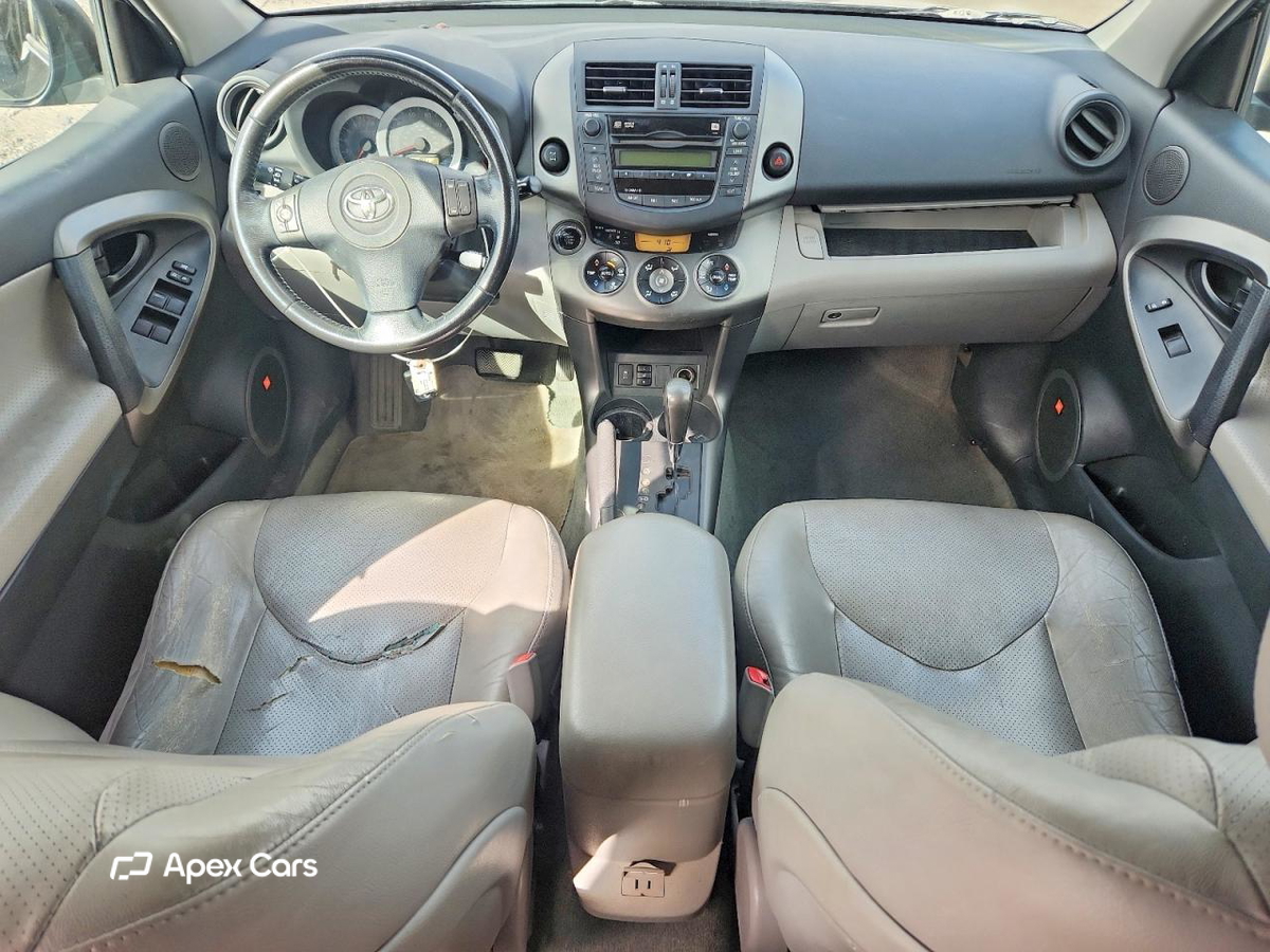 Toyota RAV 4 2011