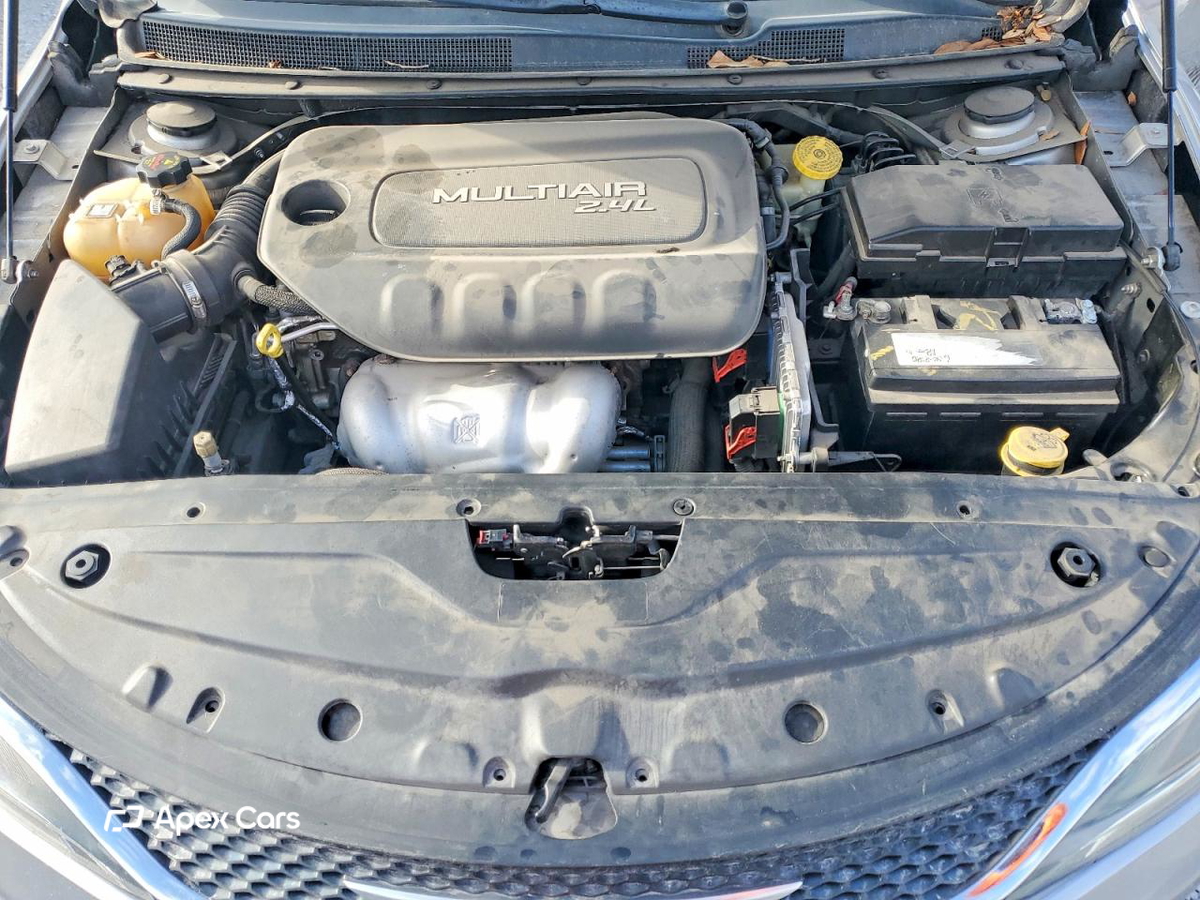 Chrysler 200 2015