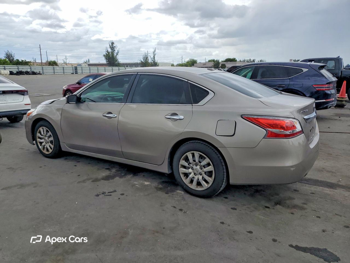 Nissan Altima 2015