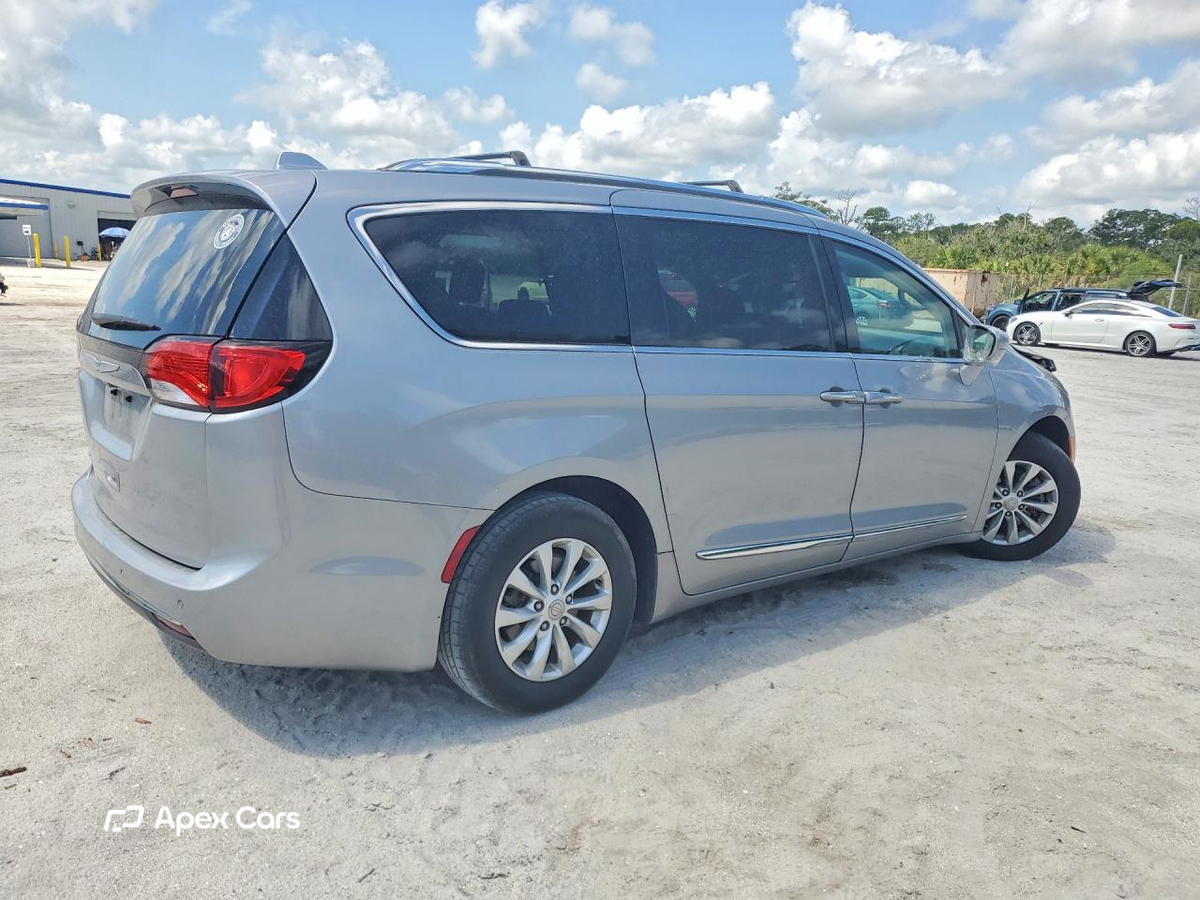 Chrysler Pacifica 2018