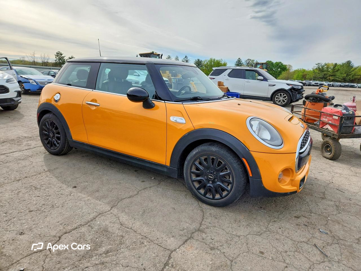 MINI Cooper 2015