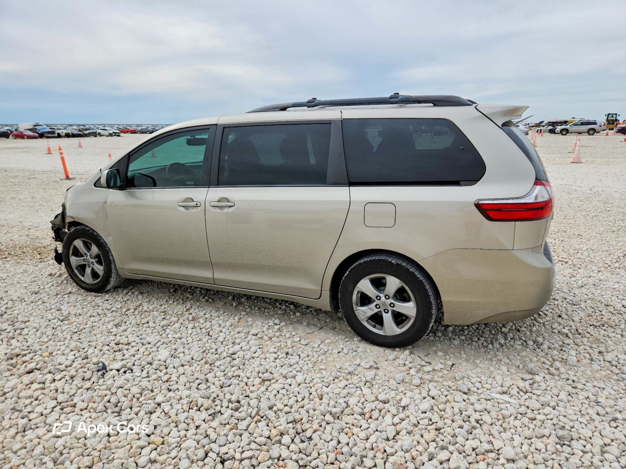 Toyota Sienna 2016
