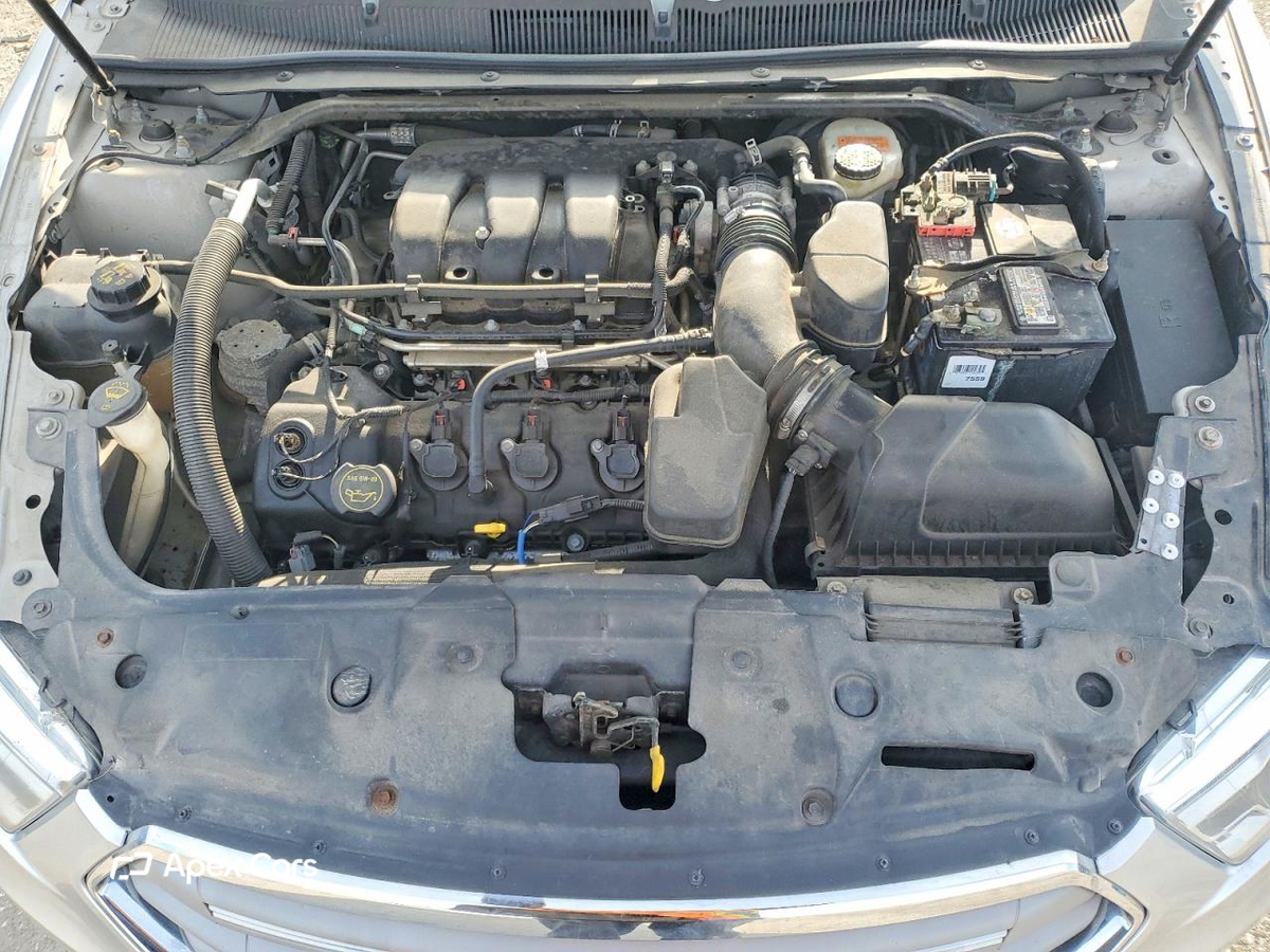 Ford Taurus 2015
