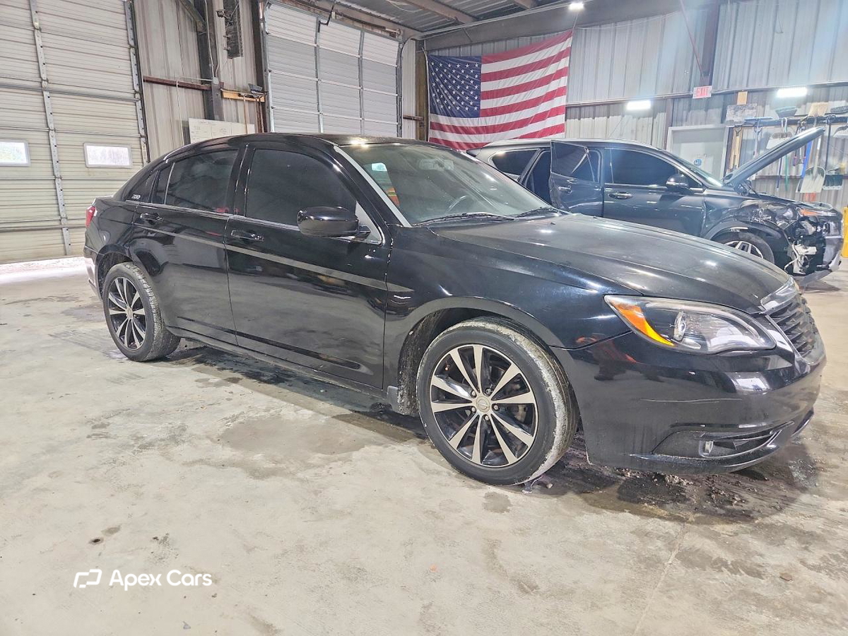 Chrysler 200 2012