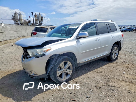 Toyota Highlander 2013 - Image 1 of 14