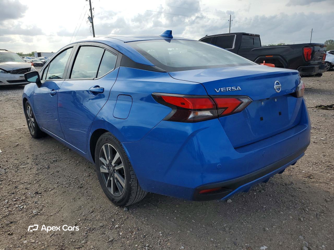 Nissan Versa 2021