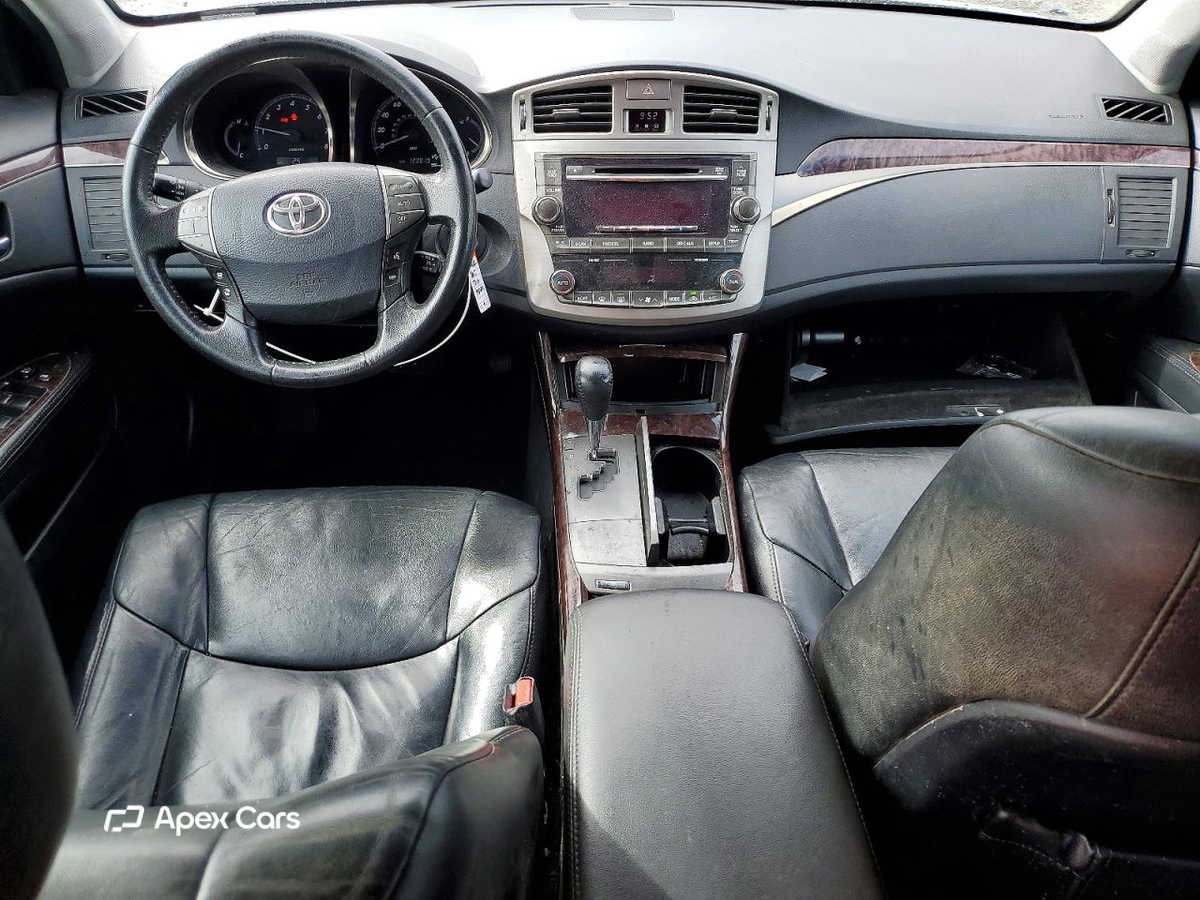 Toyota Avalon 2012