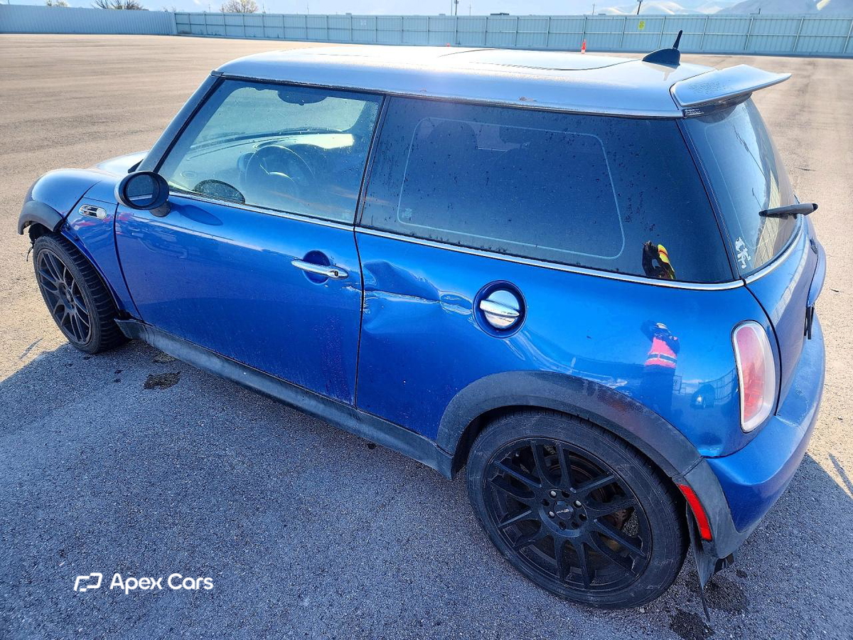 MINI Cooper 2006