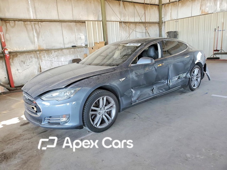 Tesla Model S 2013 - Image 1 of 12