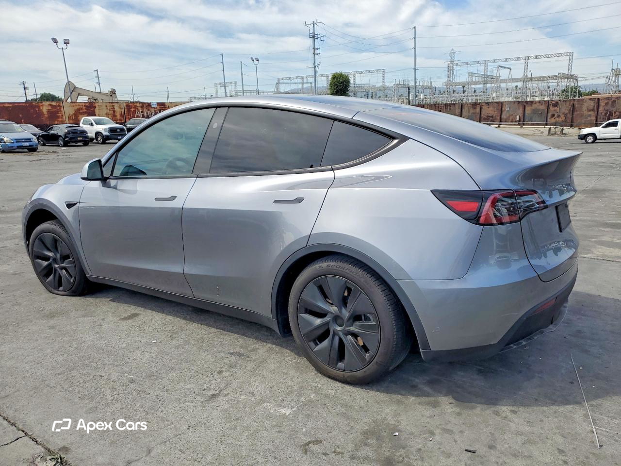 Tesla Model Y 2024