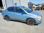 Toyota Echo 2001
