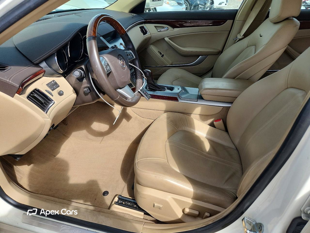 Cadillac CTS 2010