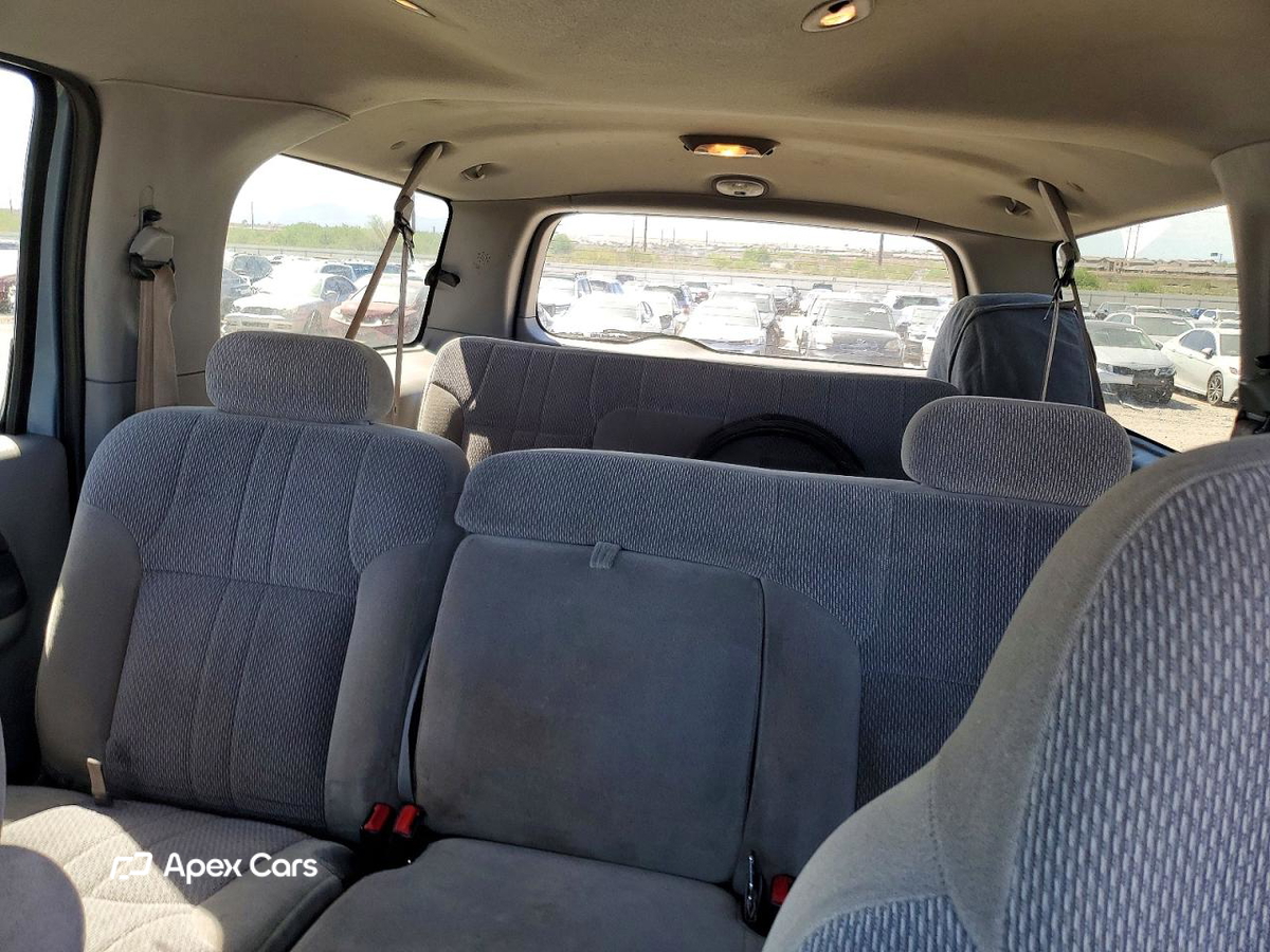 Ford Excursion 2001