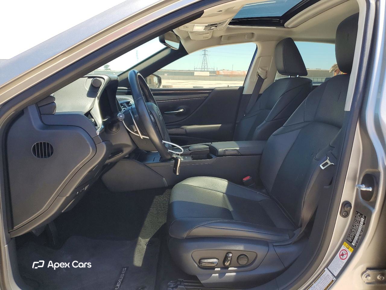 Lexus ES 2019