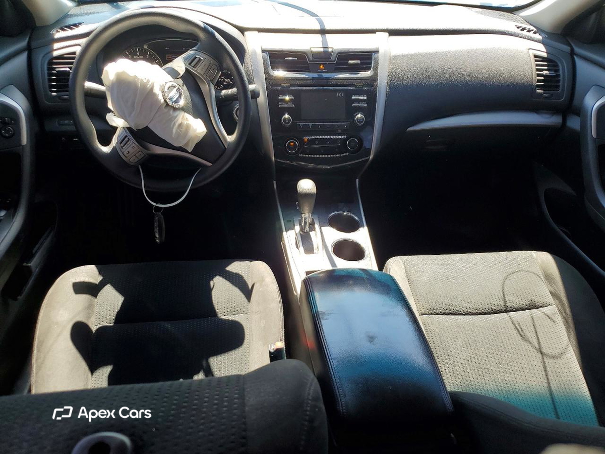 Nissan Altima 2015