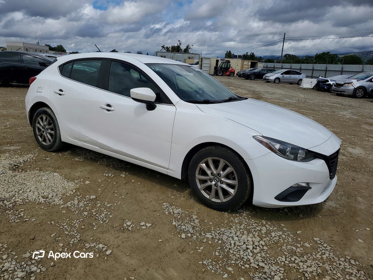 Mazda 3 2016