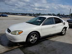 Ford Taurus 2001