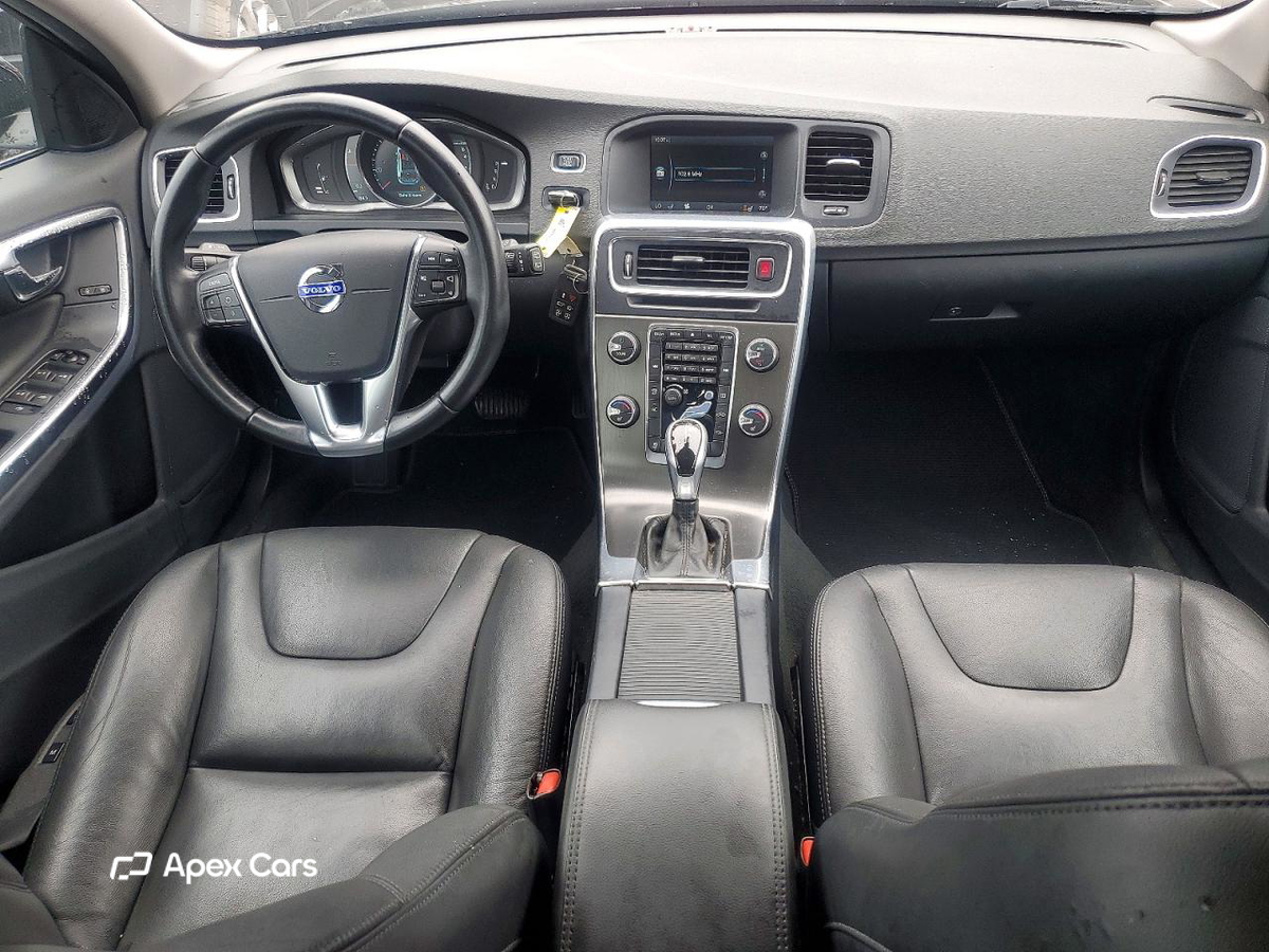 Volvo V60 2015