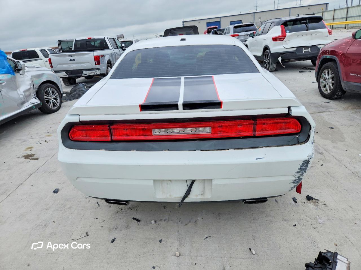 Dodge Challenger 2011