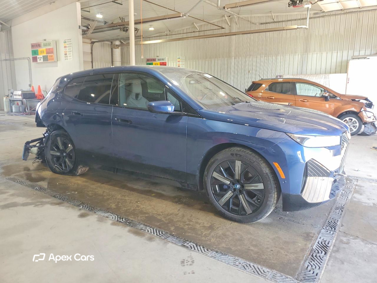 BMW iX 2024