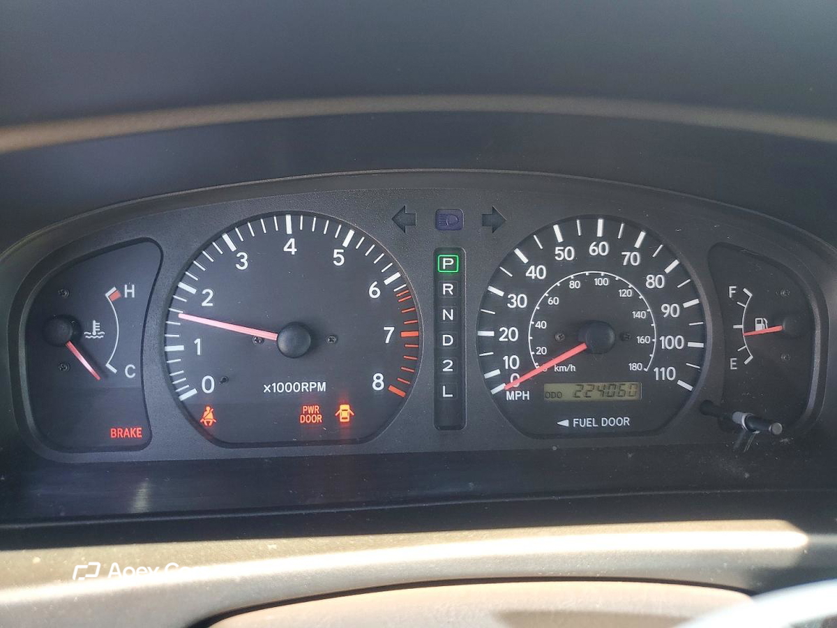 Toyota Sienna 2000