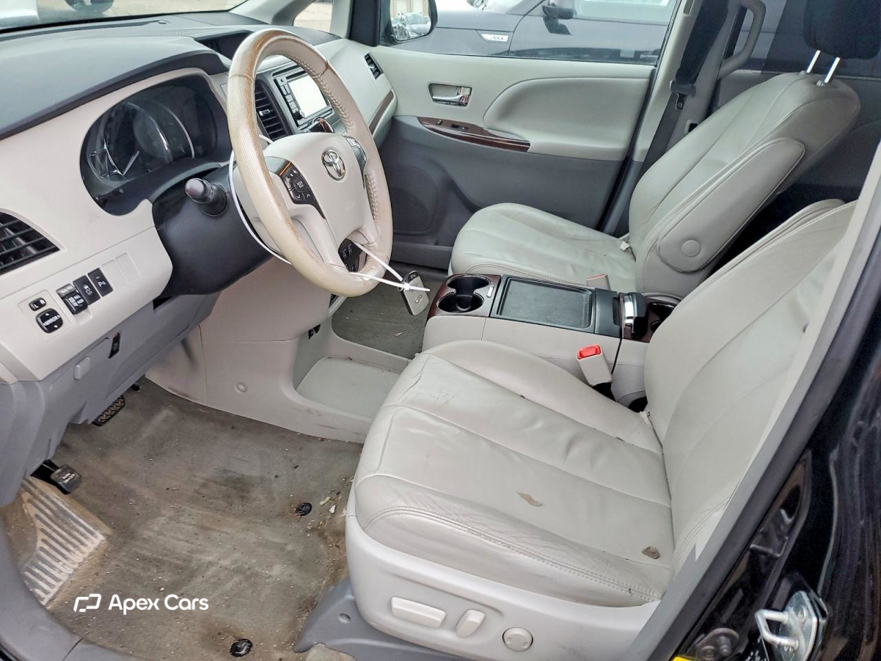 Toyota Sienna 2013