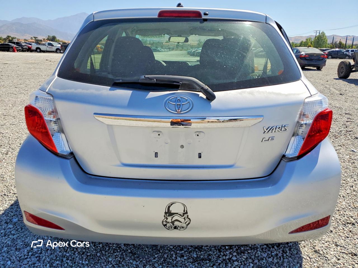Toyota Yaris 2012
