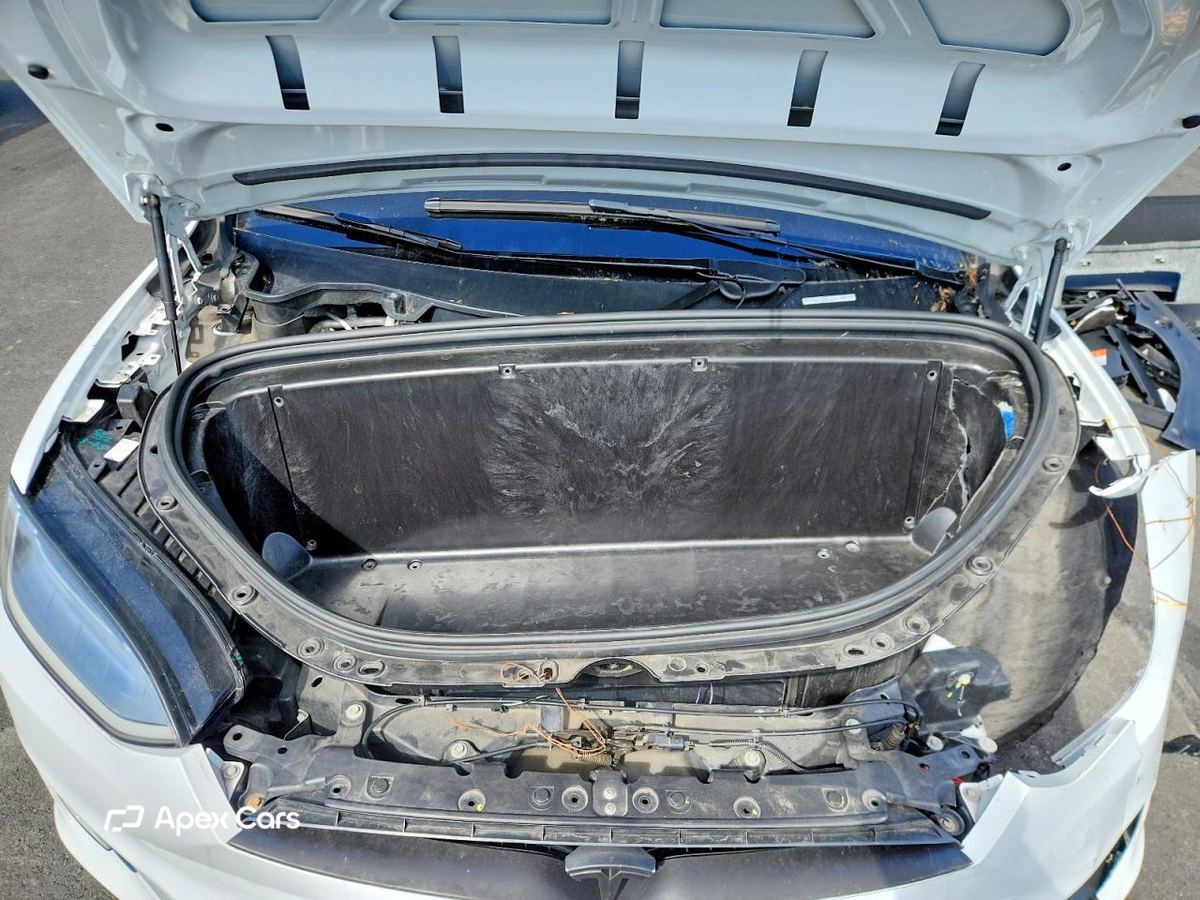 Tesla Model X 2016