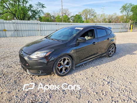 Ford Focus 2013 - Zdjęcie 1 z 12