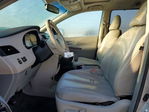 Toyota Sienna 2011