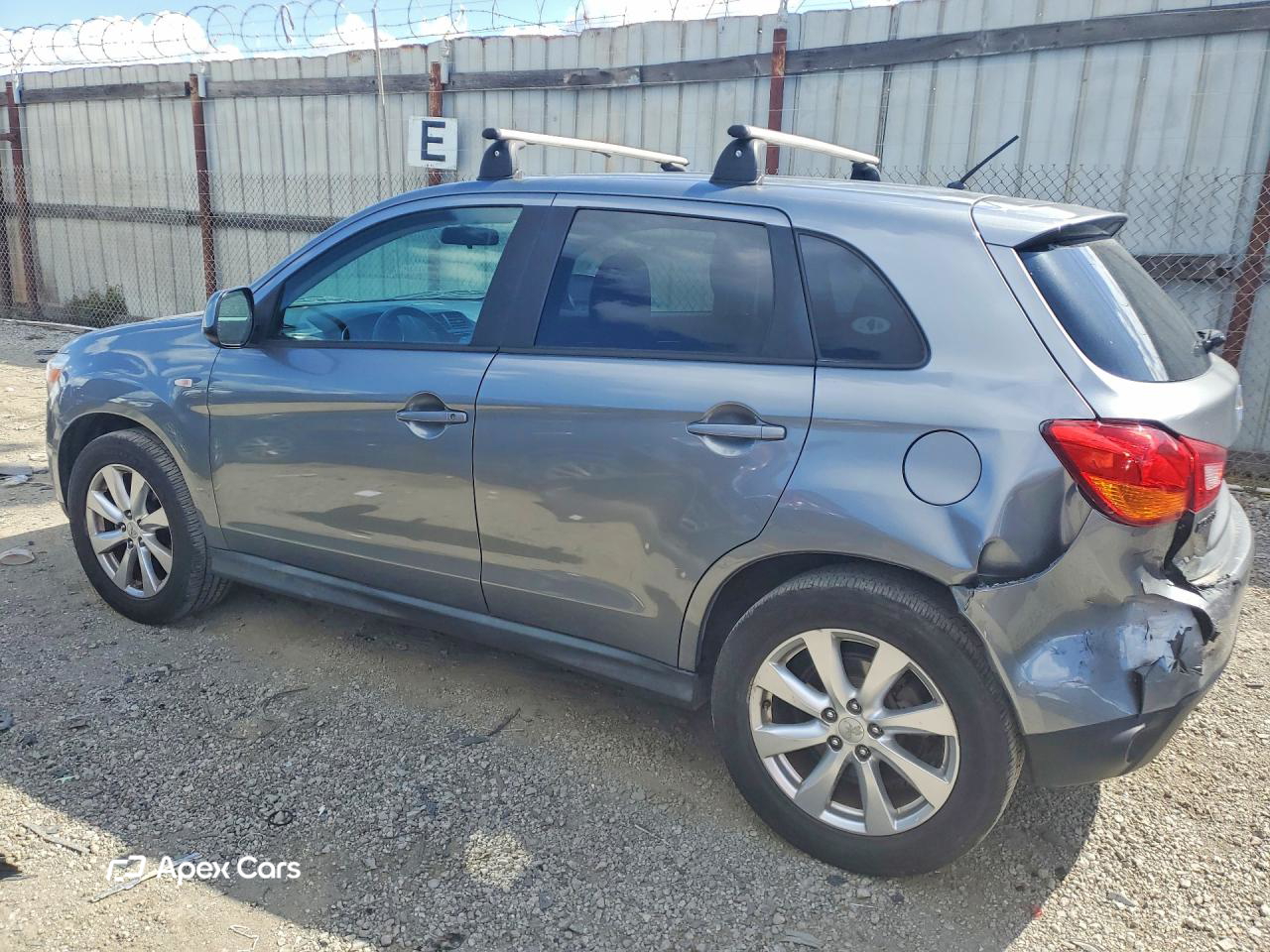 Mitsubishi Outlander 2015