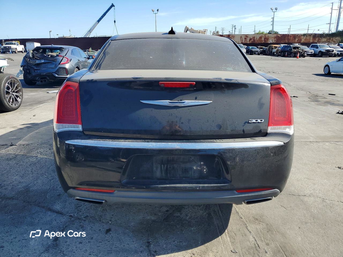 Chrysler 300 2017