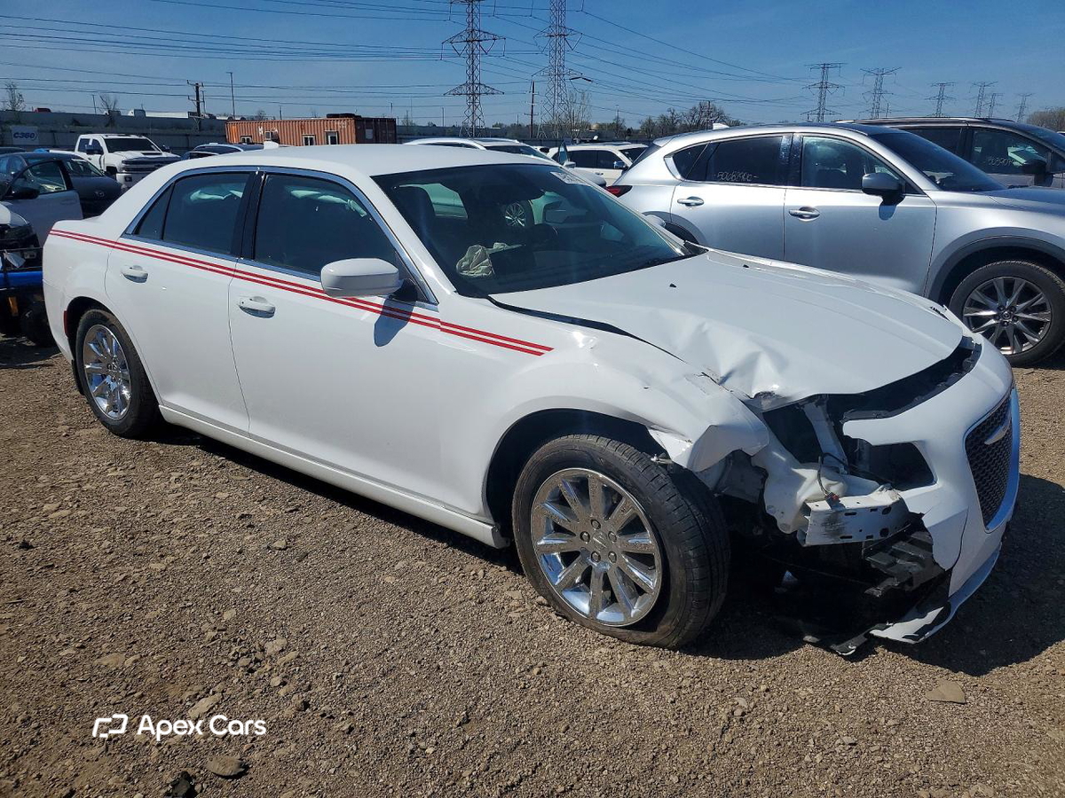 Chrysler 300 2019
