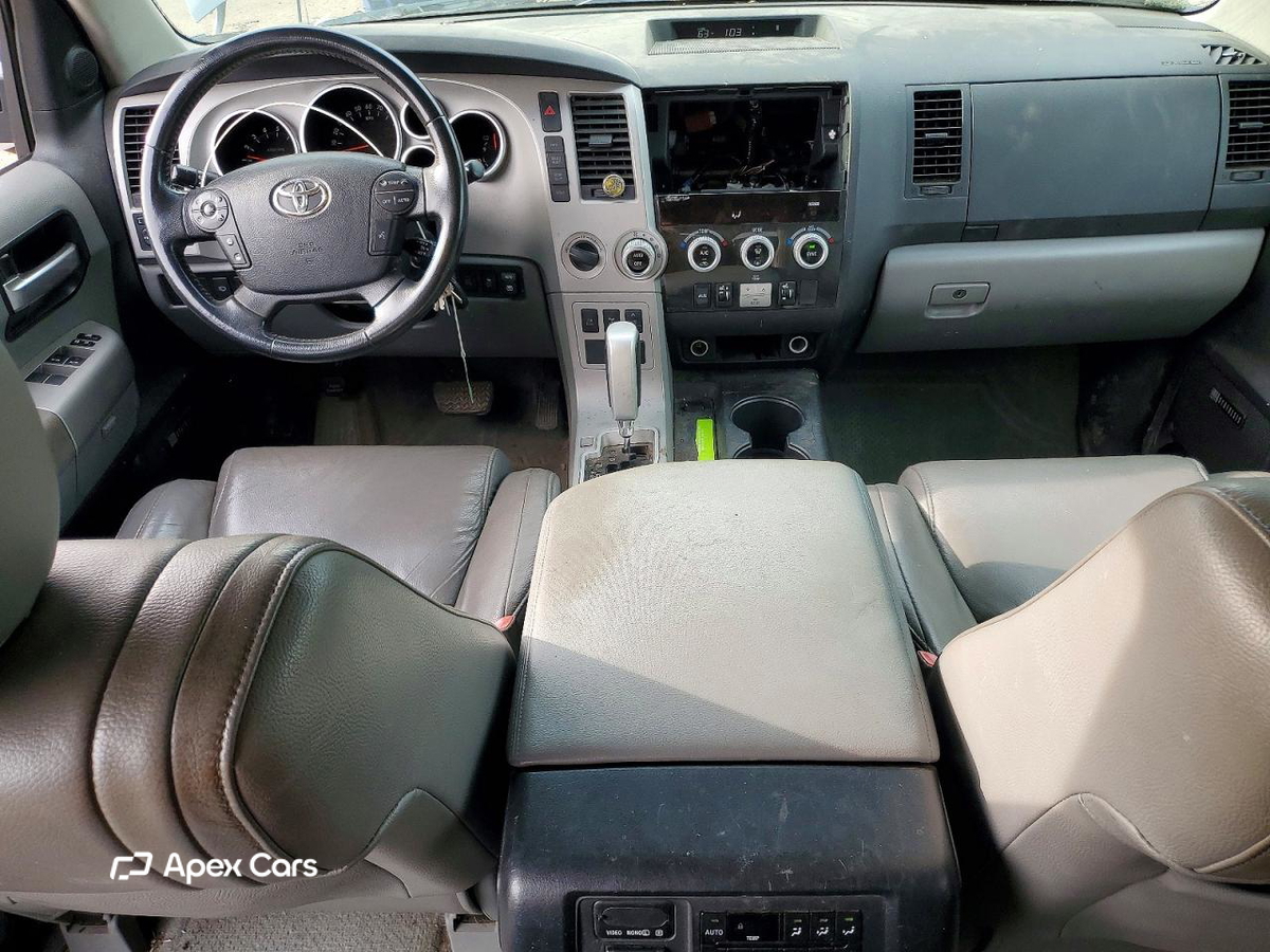 Toyota Sequoia 2008