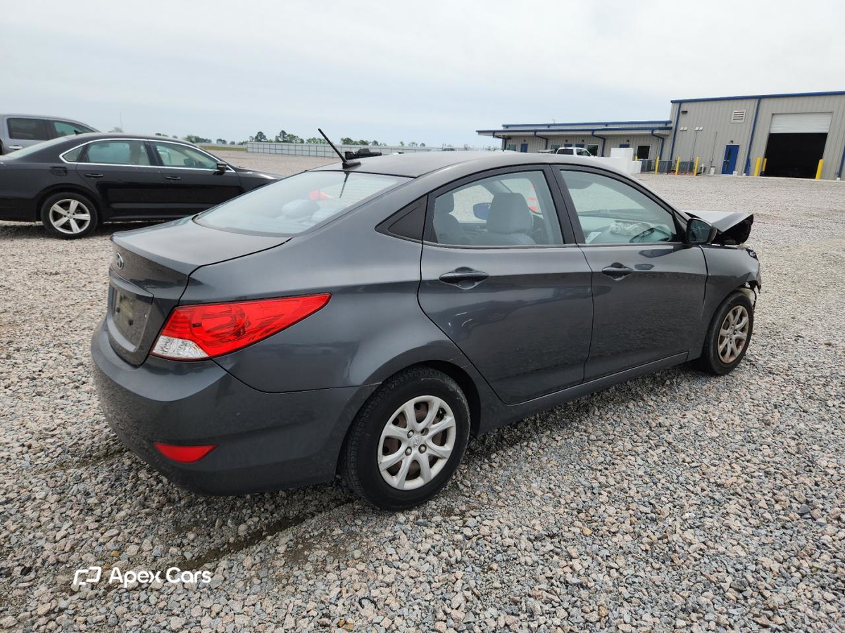 Hyundai Accent 2012