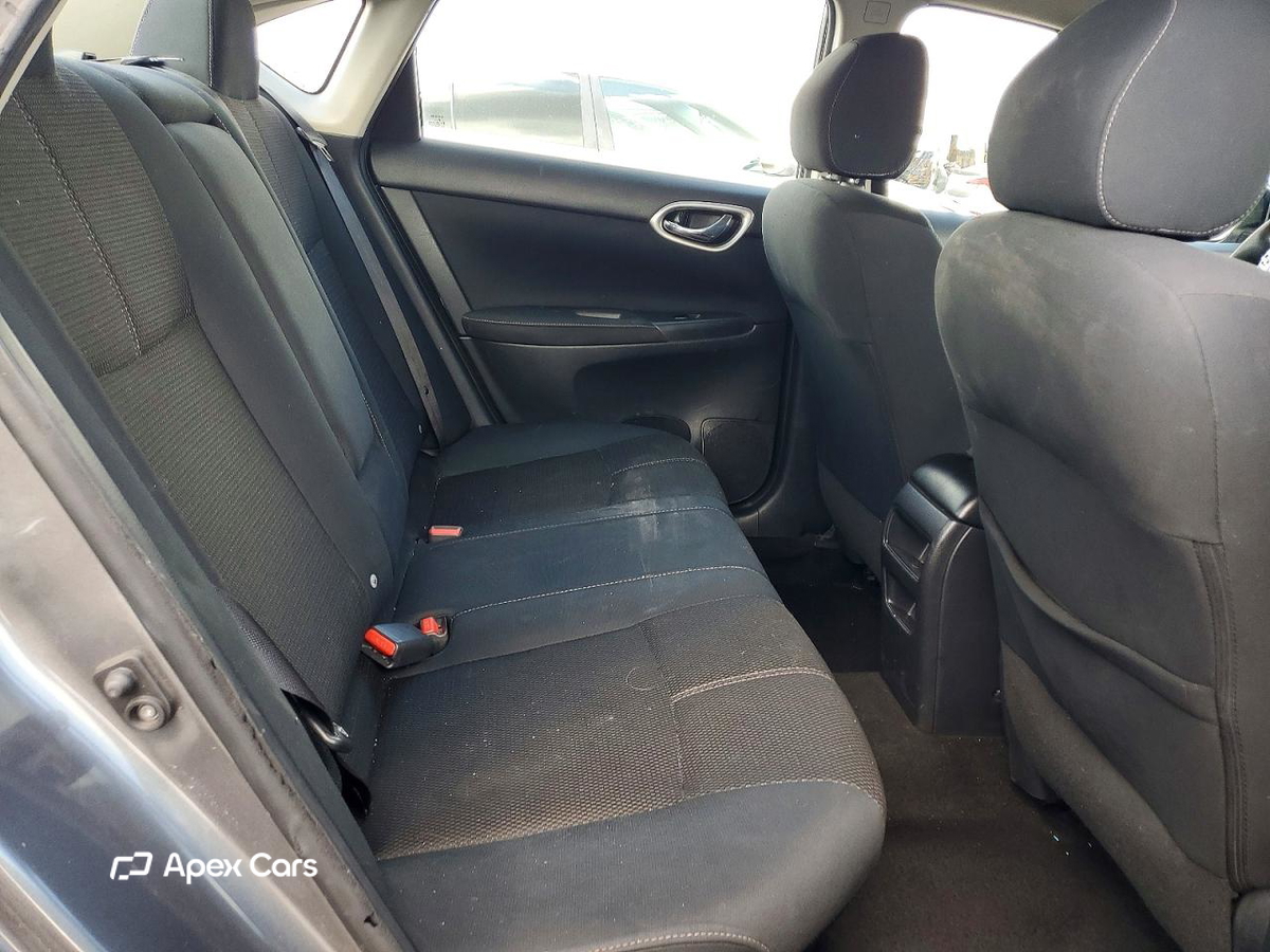 Nissan Sentra 2015