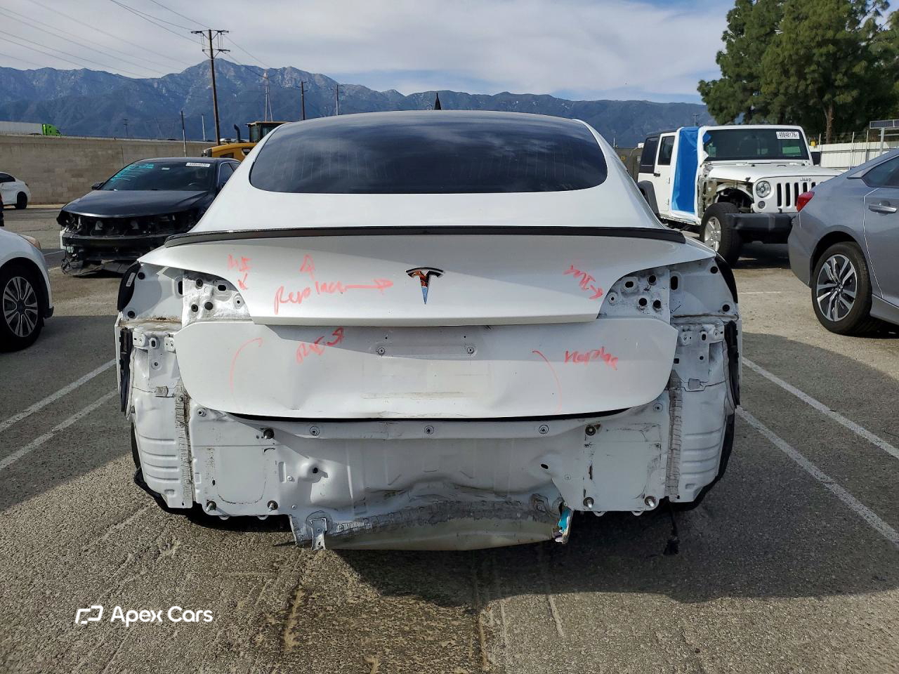 Tesla Model 3 2020