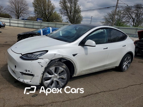 Tesla Model Y 2023 - Image 1 of 13