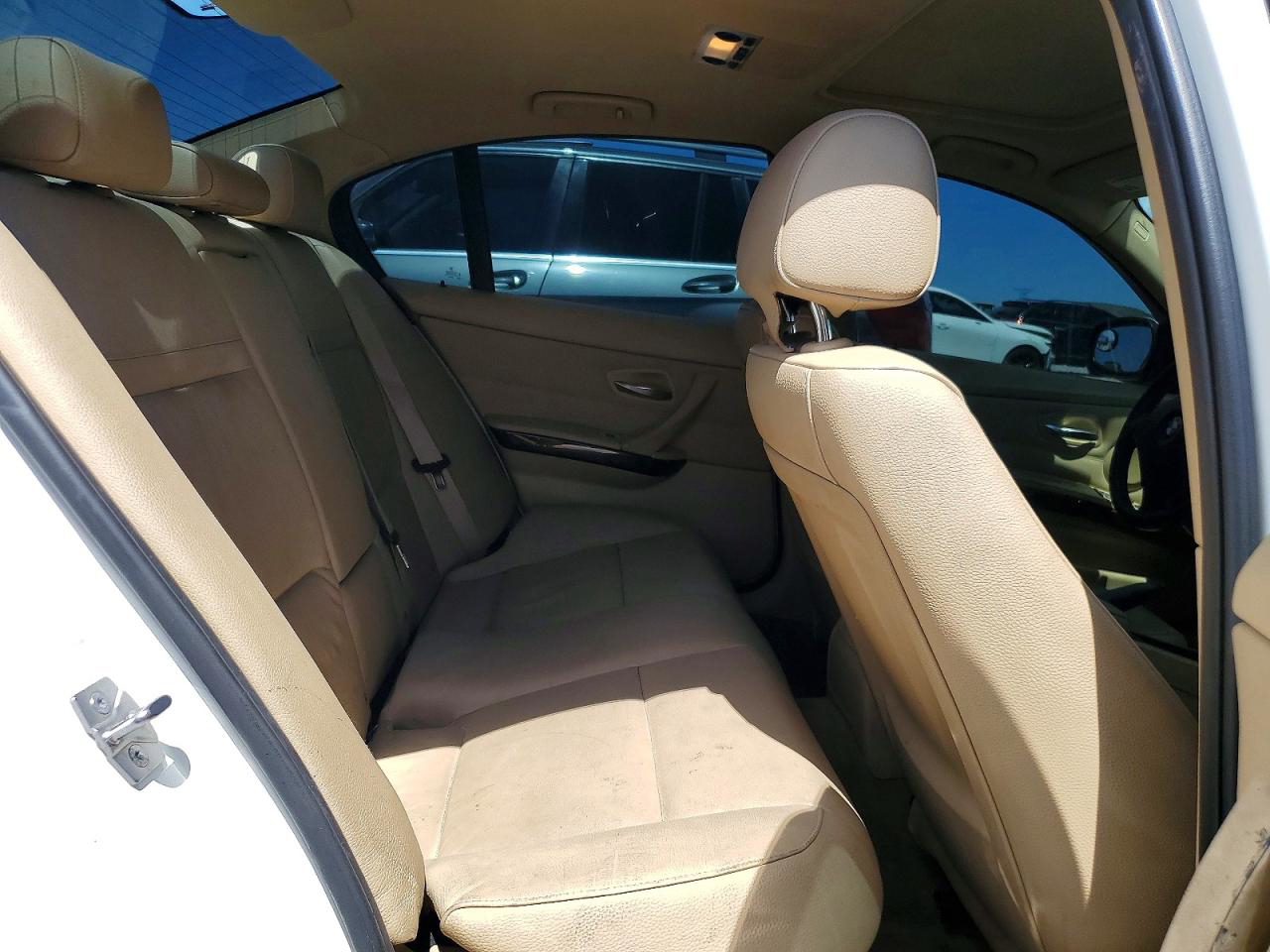 BMW Series 3 2011