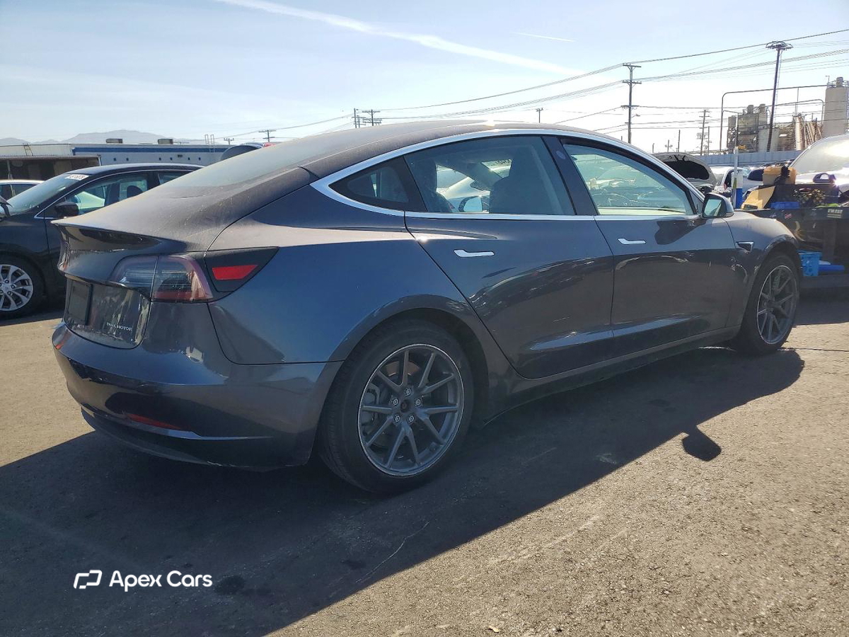 Tesla Model 3 2019