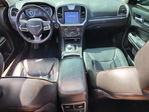 Chrysler 300 2019
